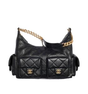 [프리미엄/해외배송]샤넬 크루즈 맥시 호보 백(블랙/금장/램스킨)