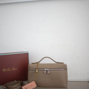 [국내배송]로로 피아나 카프스킨 포켓 파우치