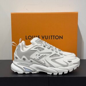 [국내배송]루이비통 러너 스니커즈 화이트 그레이