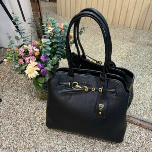 [국내배송]미우미우 아방뛰르 나파 가죽백