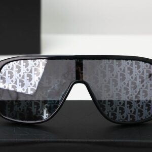 [국내배송]디올 수입 Fast D 프레임 오블리크 선글라스