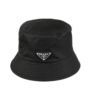 [국내배송]프라다 리나일론 삼각로고 버킷햇