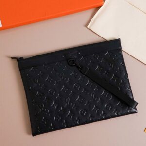 [국내배송]루이비통 모노그램 디스커버리 포쉐트 클러치 백