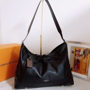 [국내배송]루이비통 고급 캐리올 다크 MM 숄더백