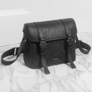 [국내배송]디올 익스플로어 메신져백