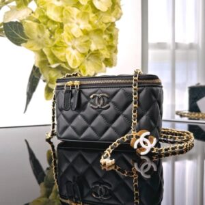 [국내배송]샤넬 CC 로고 체인 베니티백 블랙 AP3940