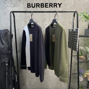 [국내배송]버버리 기마 배색 니트