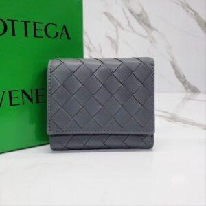 [국내배송]보테가 베네타 인트레치아토 3단 반지갑