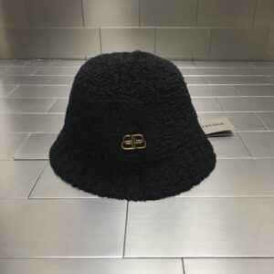 [국내배송]발렌시아가 뽀글이 부클햇